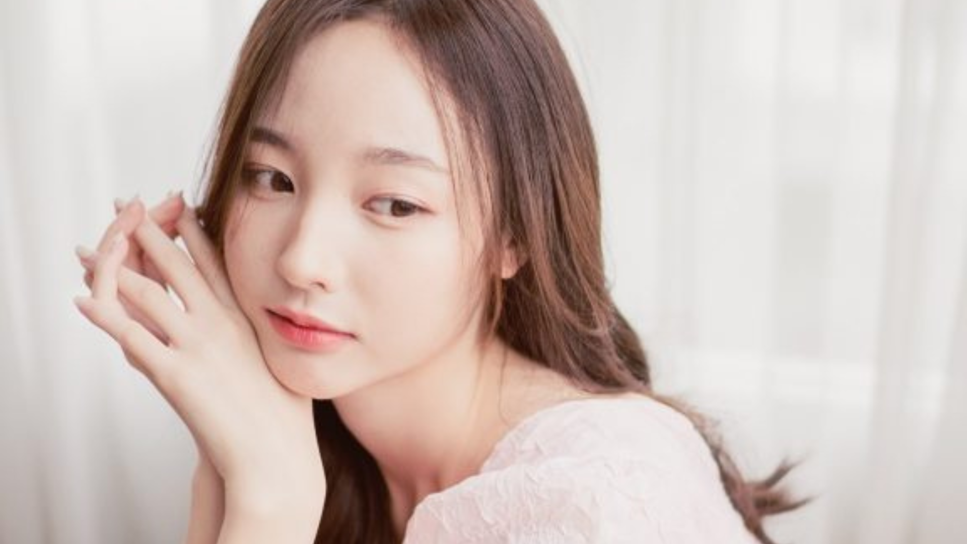 น้องพิมพ์ นางแบบสาวน้อยวัยใสสไตล์เกาหลี รอยยิ้มของเธอนั้น ทำเอาชายไทยต้องล้มตายในความน่ารักของเธอทั้งประเทศ