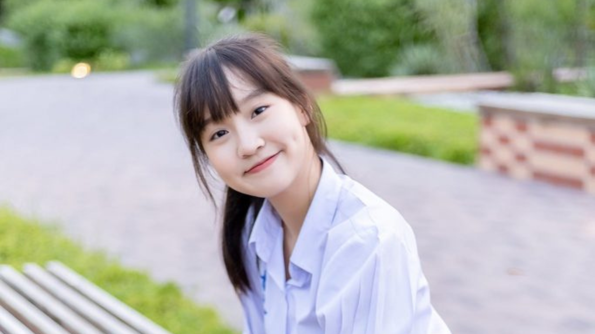 เขาว่ากันว่าเด็กในวันนี้คืออนาคตของชาติในวันข้างหน้า แต่ถ้าน่ารักๆหมวยๆโดนใจล่ะก็เจอ เด็กนักเรียนทำเอาใจละลาย เลยทีเดียว