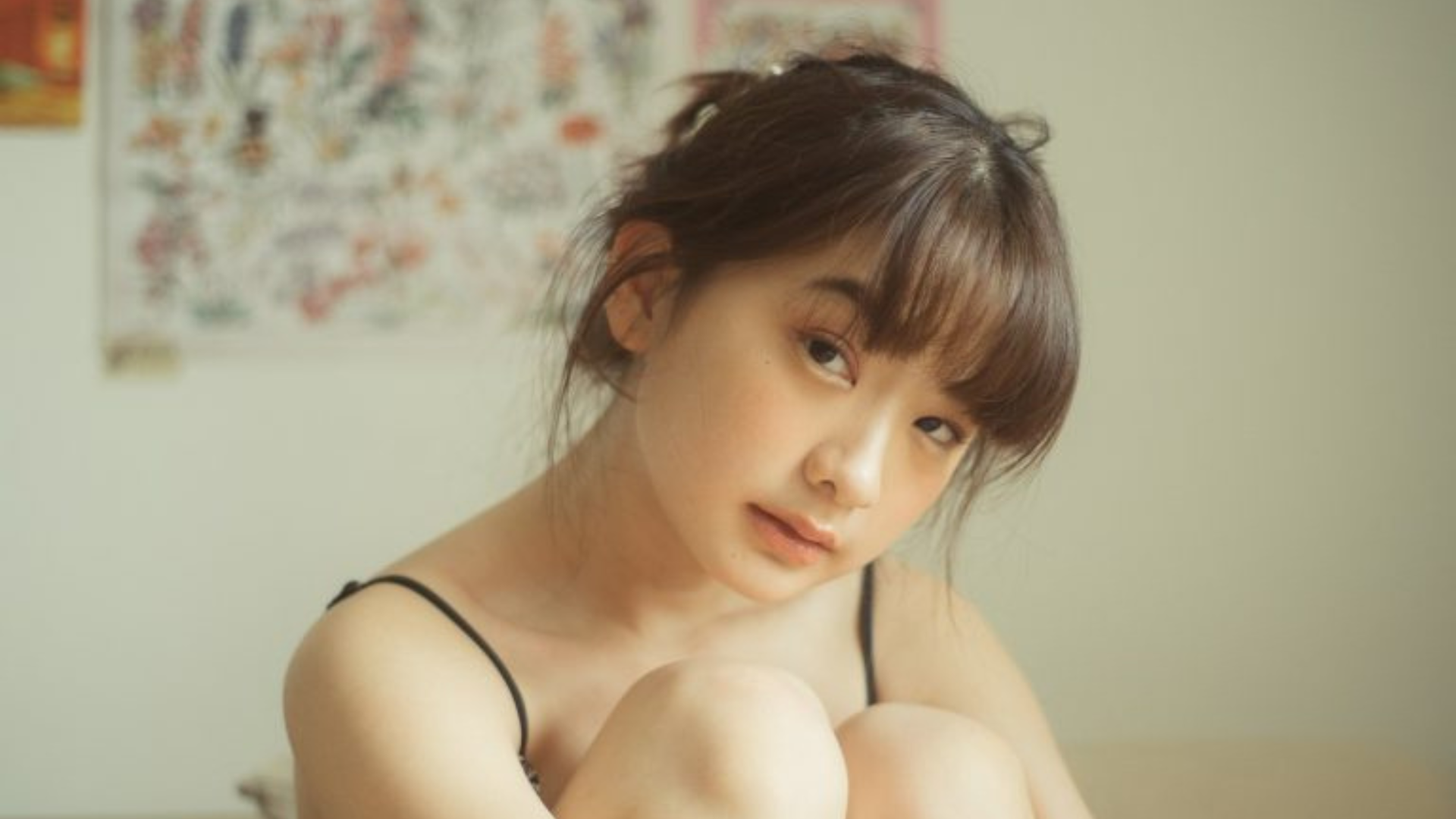 ลีเกด ศุภวัลย์ พูลเจริญ ลีเกดจบการศึกษาระดับมัธยมจากโรงเรียนโรงเรียนสารวิทยา และปัจจุบันกำลังศึกษาอยู่ที่สาขาการออกแบบเพื่องานภาพยนตร์และสื่อดิจิตอล วิทยาลัยนวัตกรรมสื่อสารสังคม มหาวิทยาลัยศรีนครินทรวิโรฒ